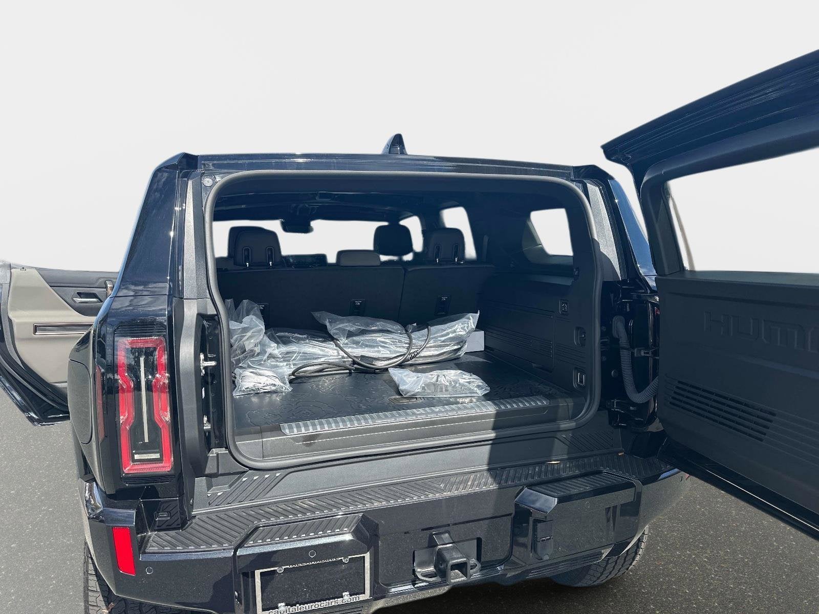 2025 GMC Hummer EV SUV 2X