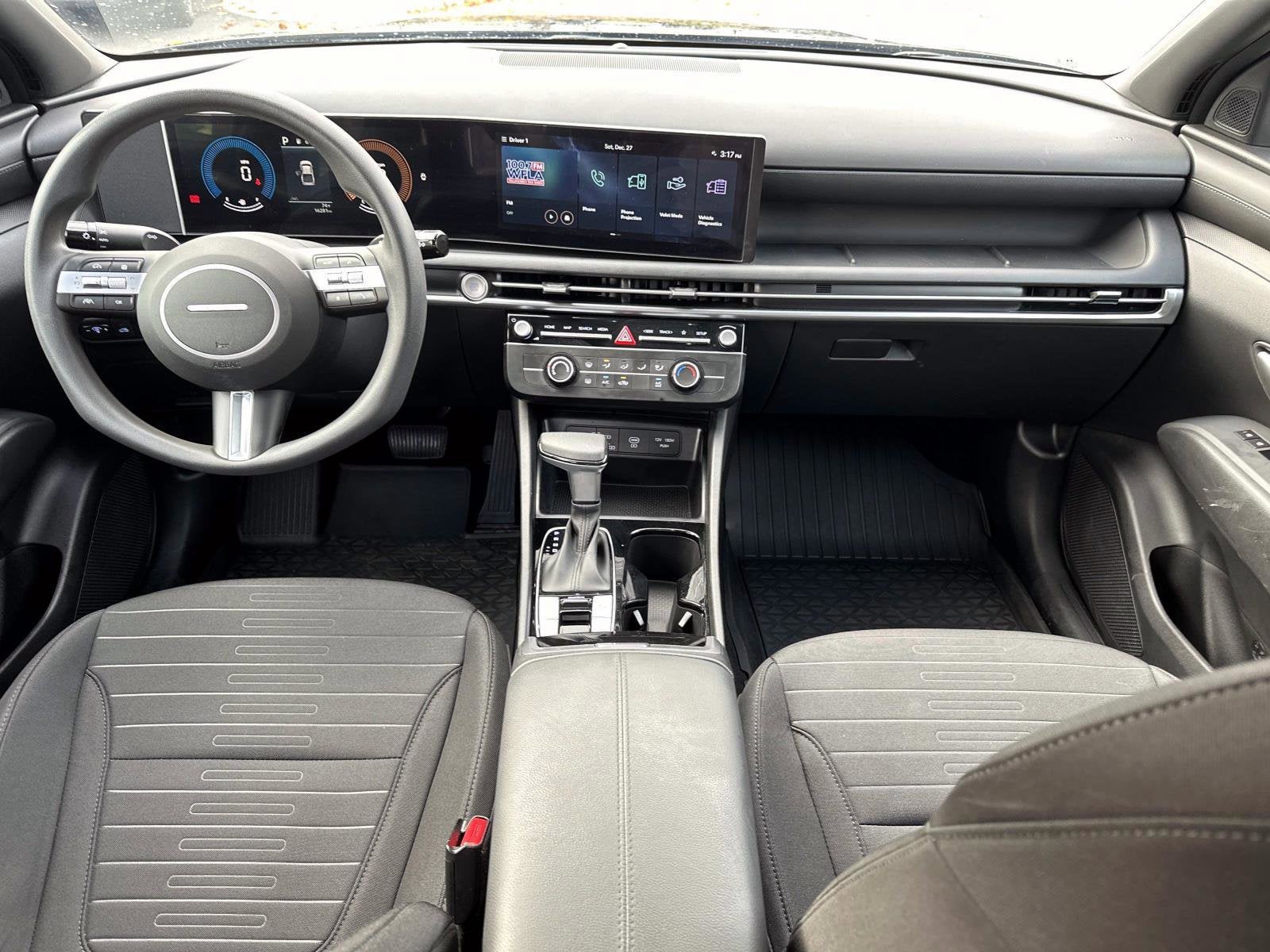 2025 Hyundai Santa Cruz SE