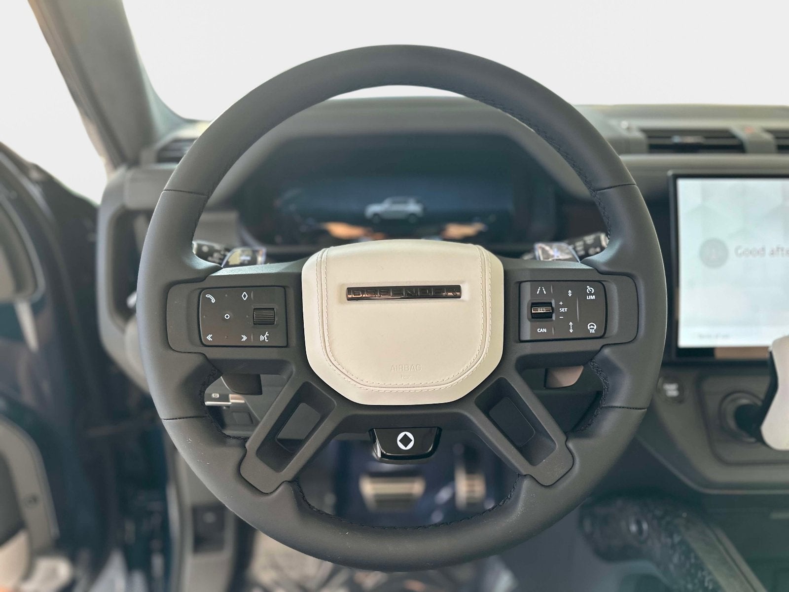 2026 Land Rover Defender OCTA