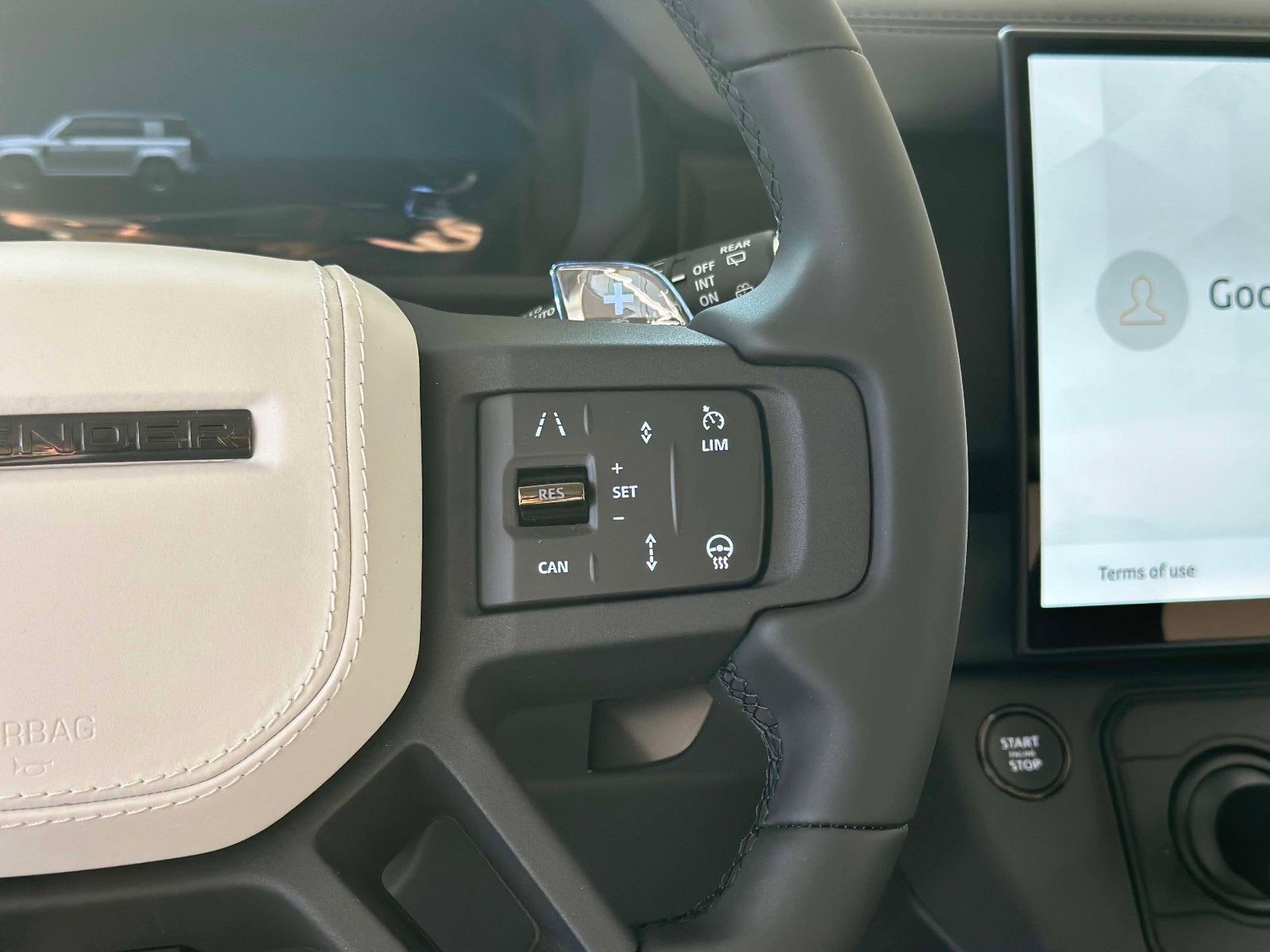 2026 Land Rover Defender OCTA