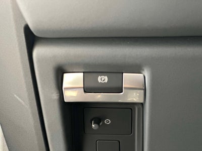 2026 Land Rover Defender OCTA