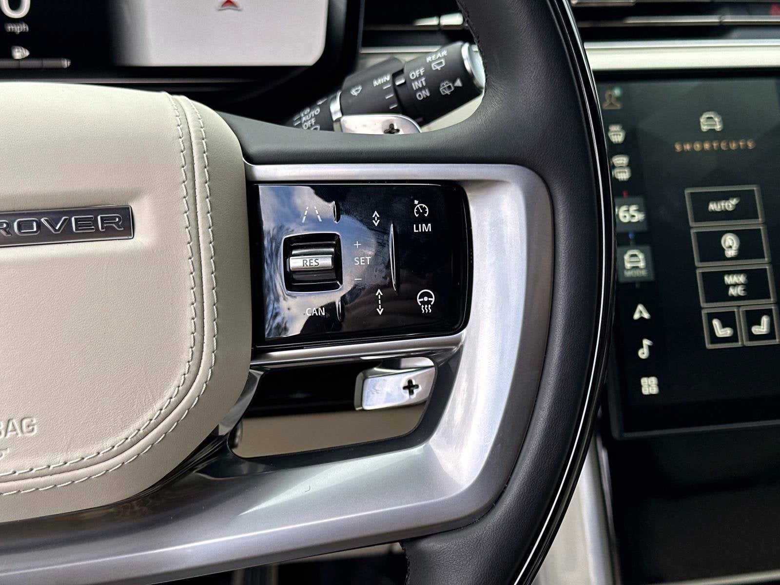 2025 Land Rover Range Rover Autobiography