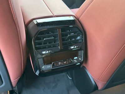 2026 BMW iX xDrive60