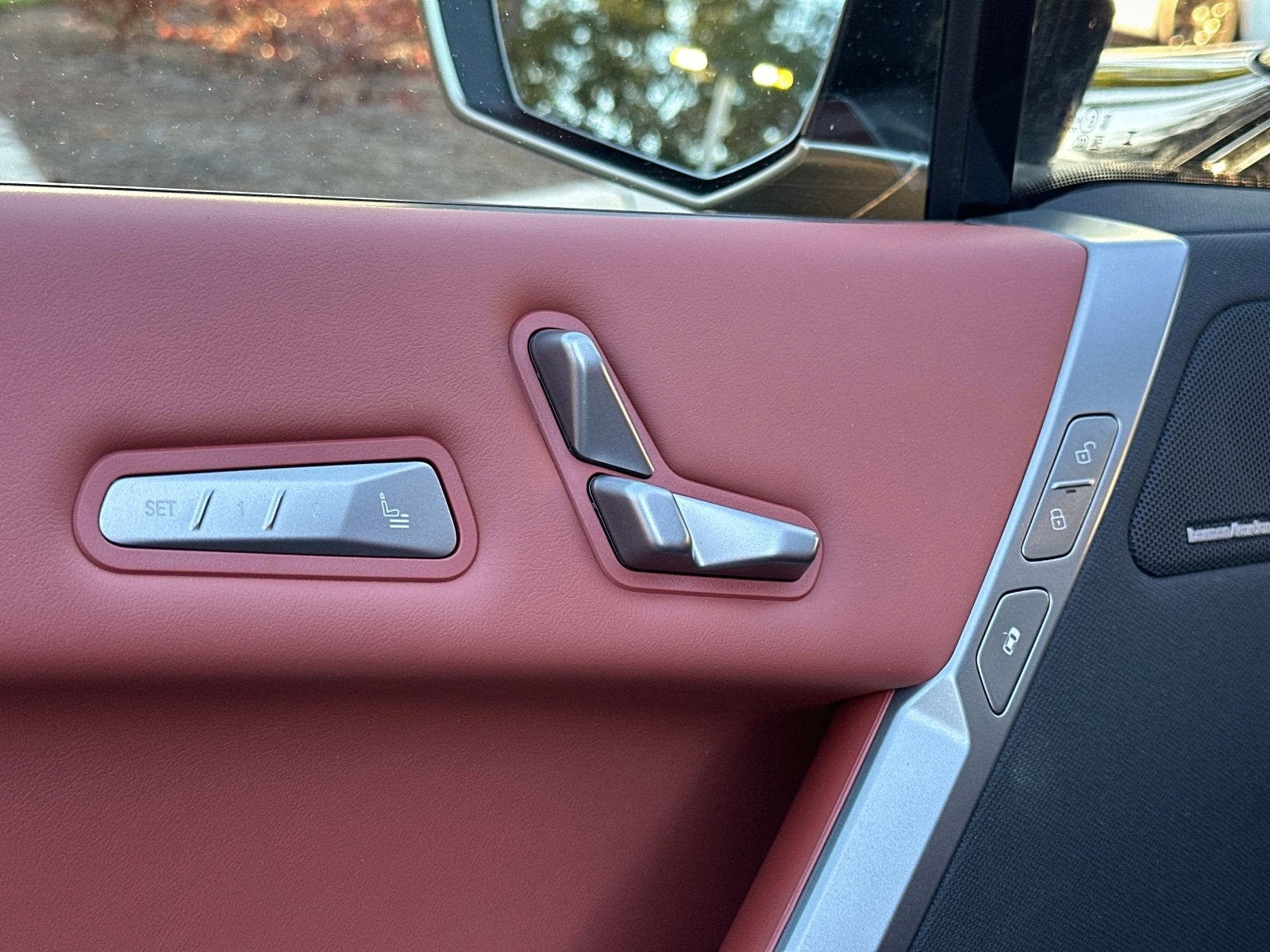 2026 BMW iX xDrive60