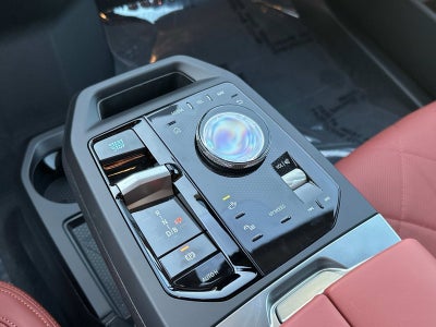 2026 BMW iX xDrive60