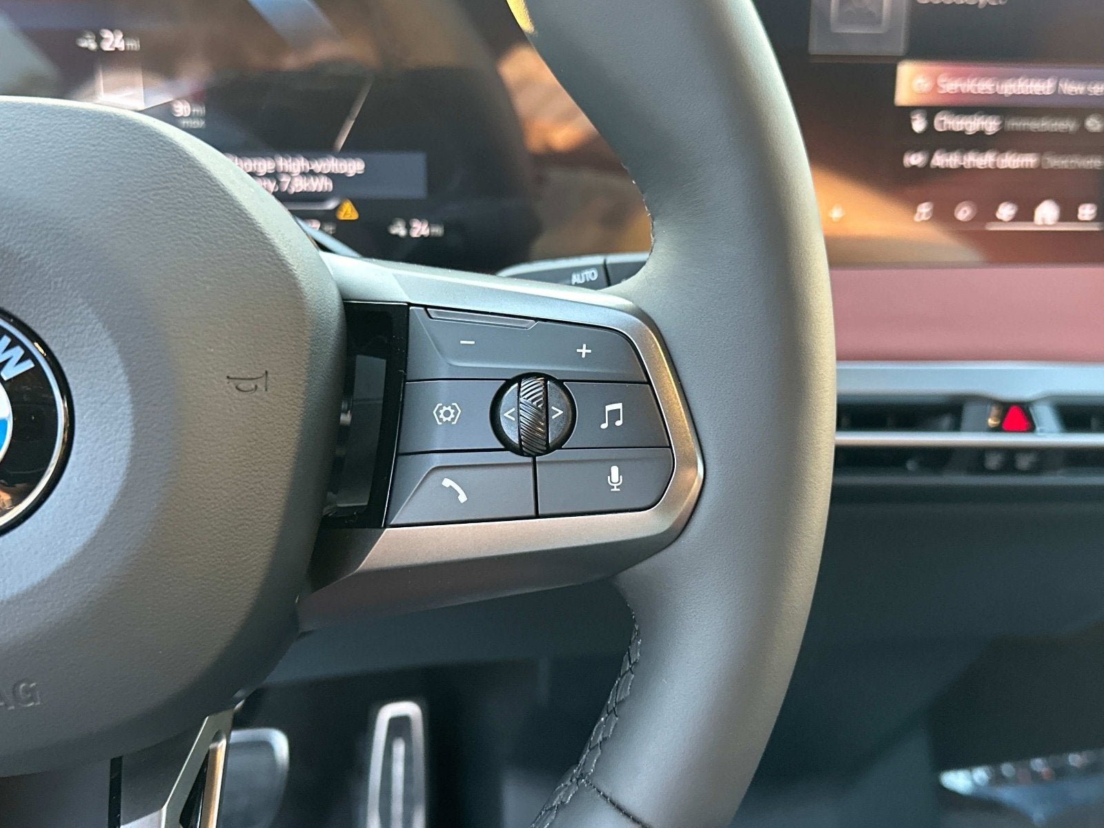 2026 BMW iX xDrive60