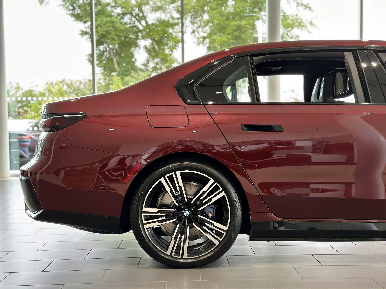 2025 BMW i7 eDrive50