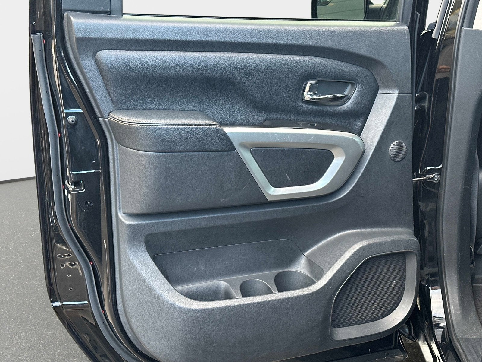 2018 Nissan Titan SL