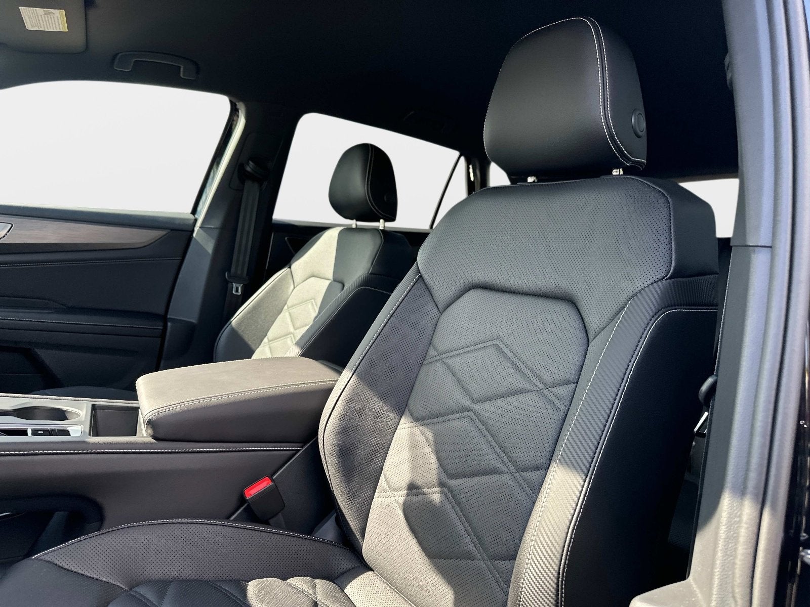 2026 Volkswagen Atlas Cross Sport 2.0T SE