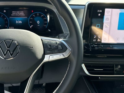 2026 Volkswagen Atlas Cross Sport 2.0T SE