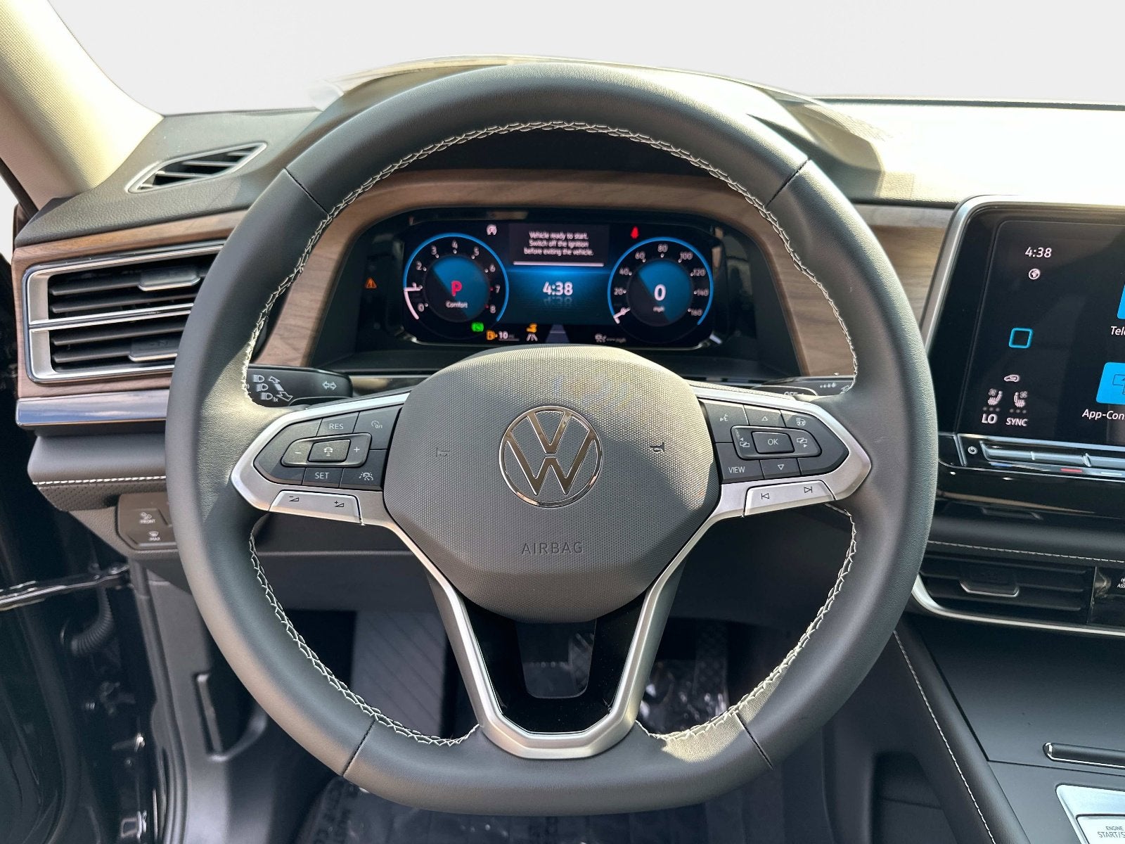 2026 Volkswagen Atlas 2.0T SE