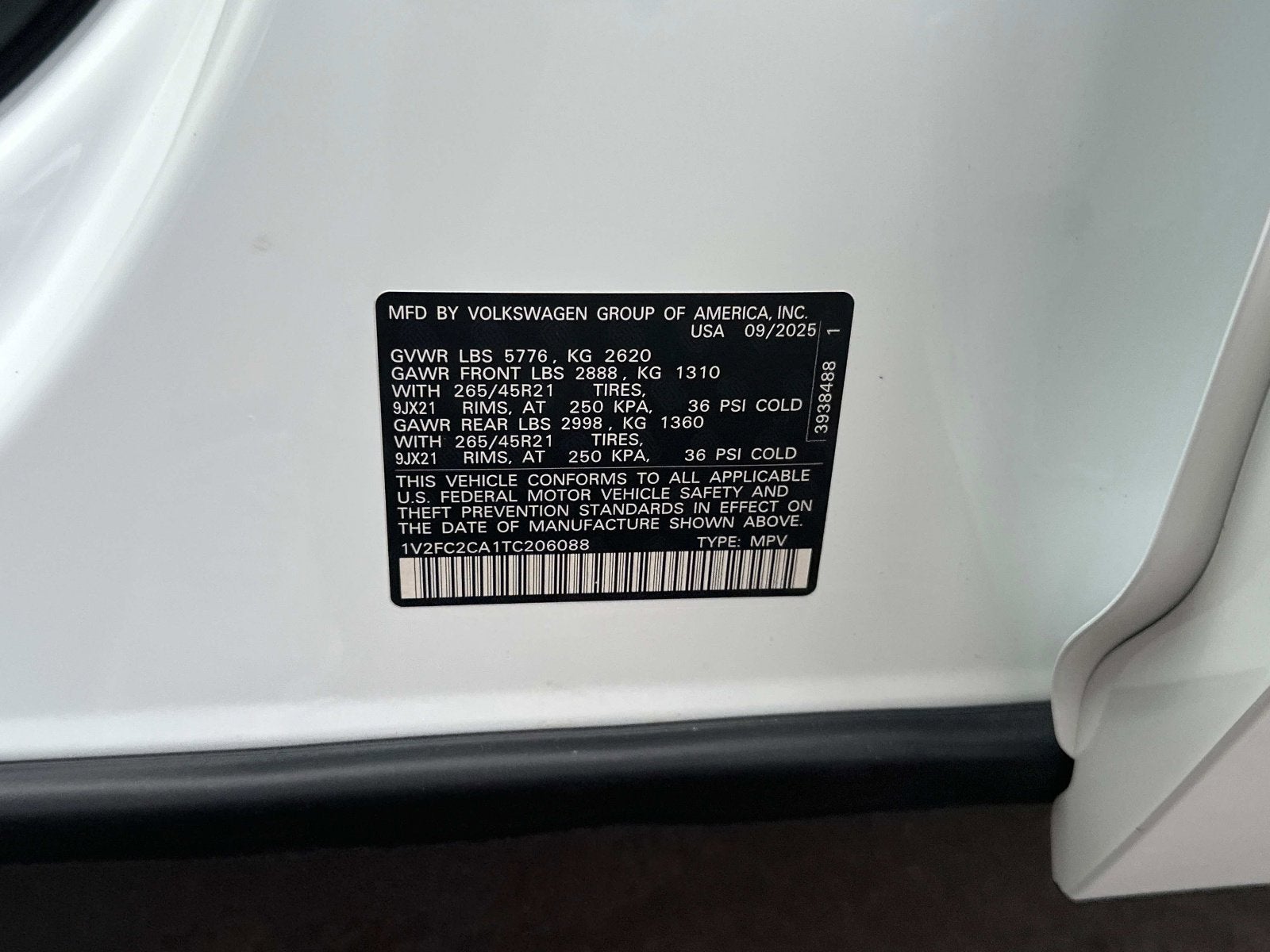 2026 Volkswagen Atlas Cross Sport 2.0T SEL Premium R-Line