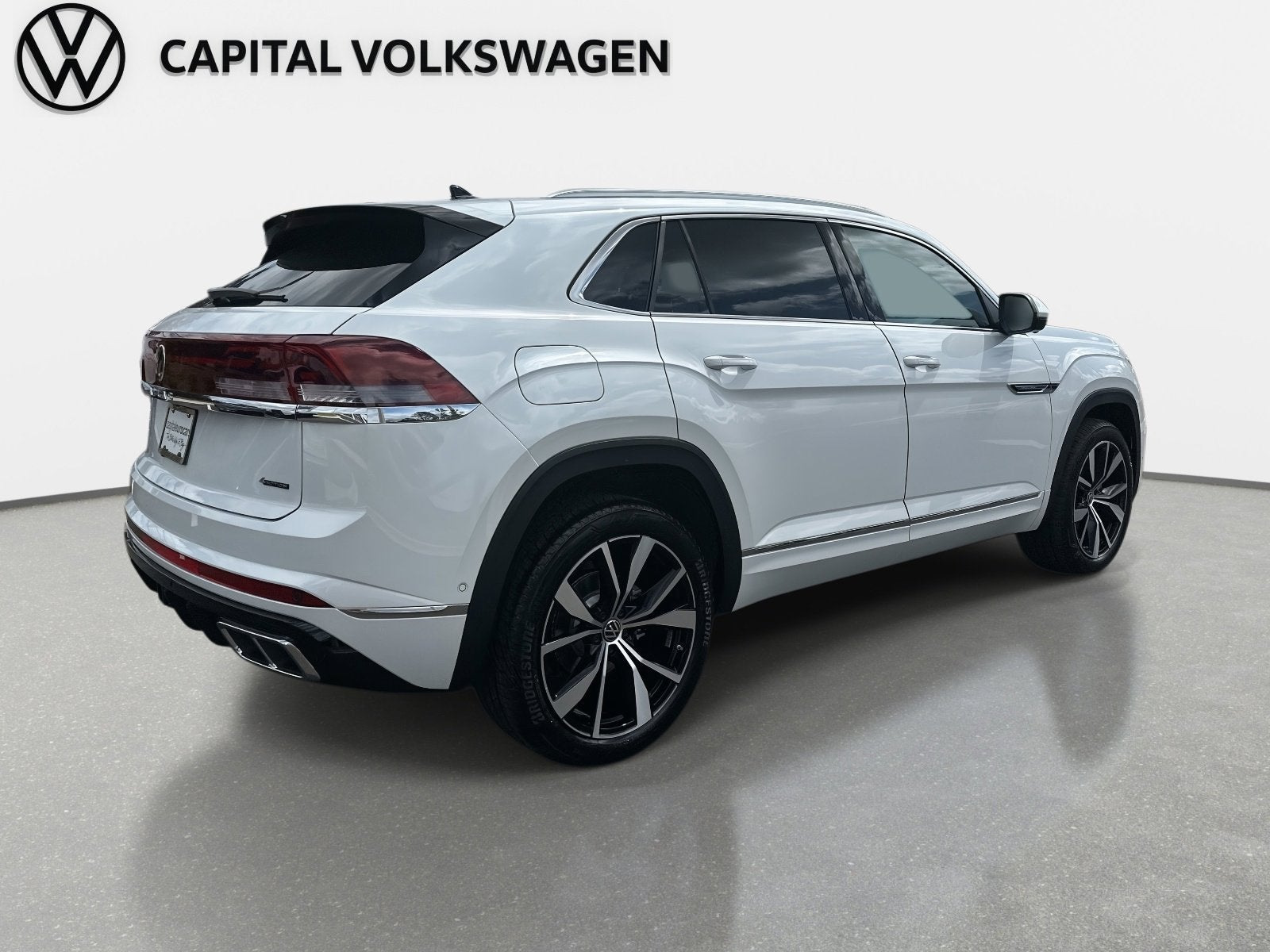 2026 Volkswagen Atlas Cross Sport 2.0T SEL Premium R-Line