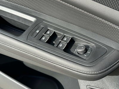 2025 Volkswagen Atlas Cross Sport 2.0T SEL Premium R-Line