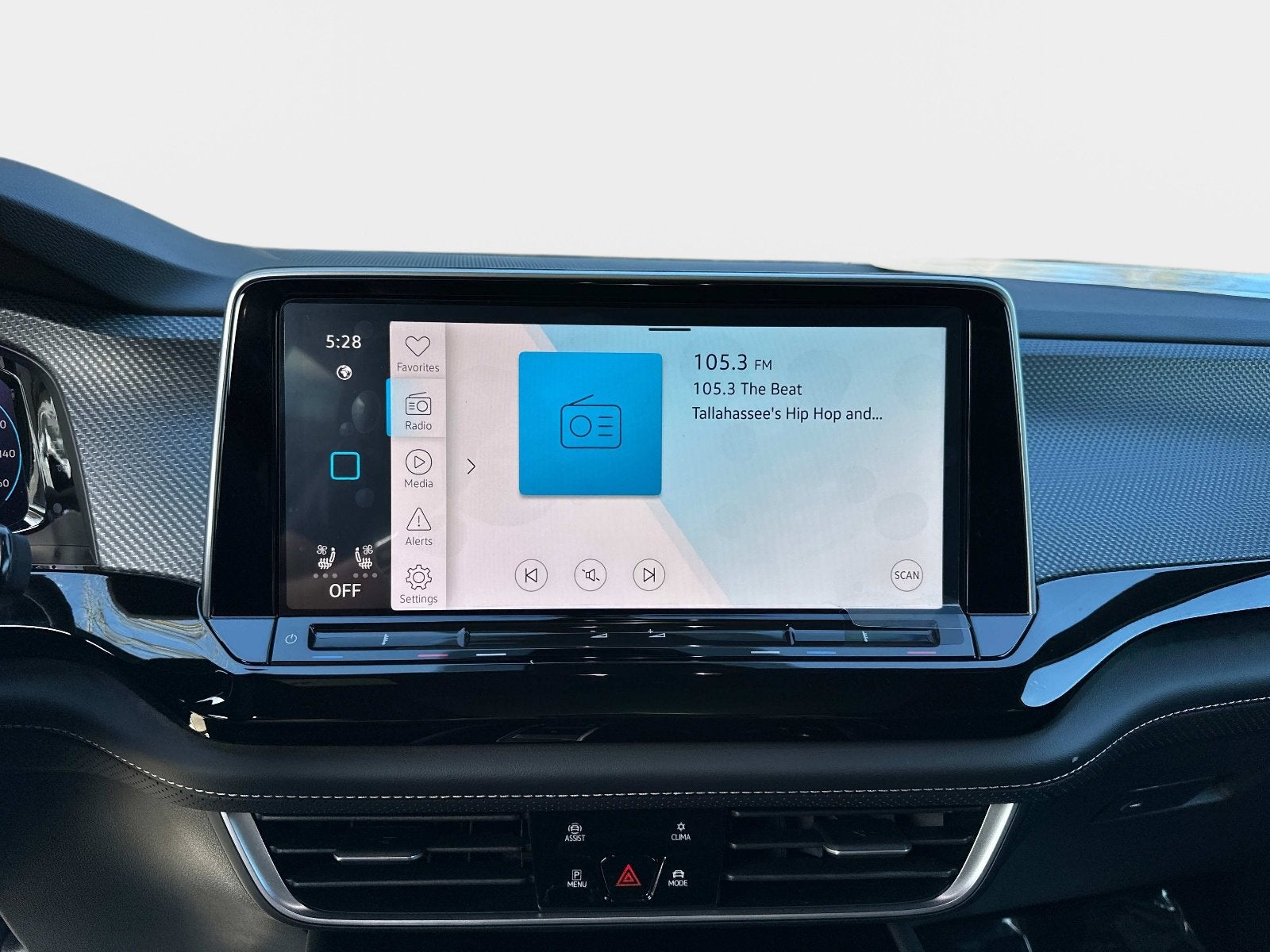 2025 Volkswagen Atlas Cross Sport 2.0T SEL Premium R-Line