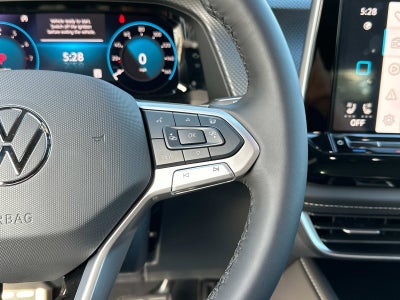 2025 Volkswagen Atlas Cross Sport 2.0T SEL Premium R-Line