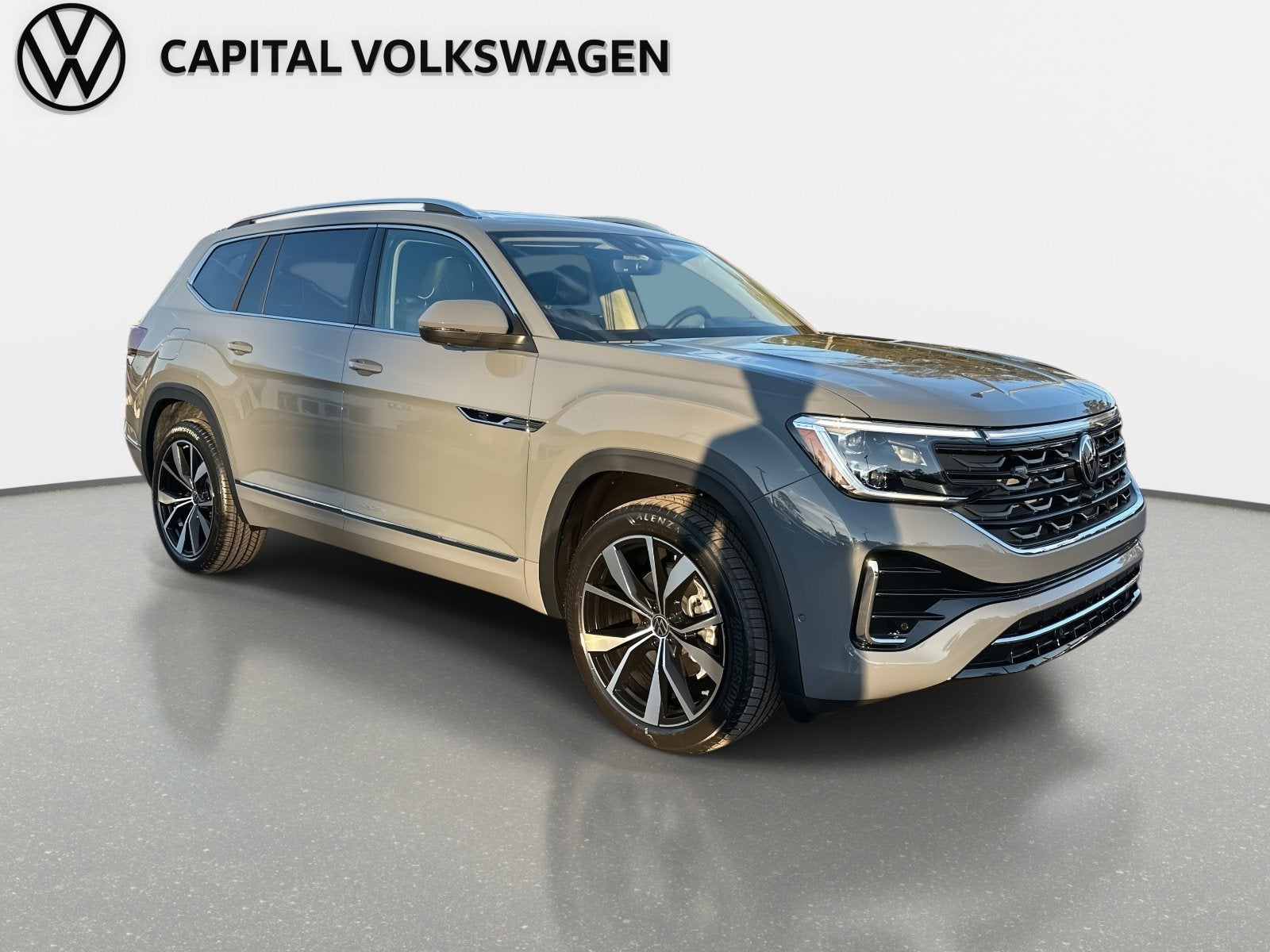 2026 Volkswagen Atlas 2.0T SEL Premium R-Line
