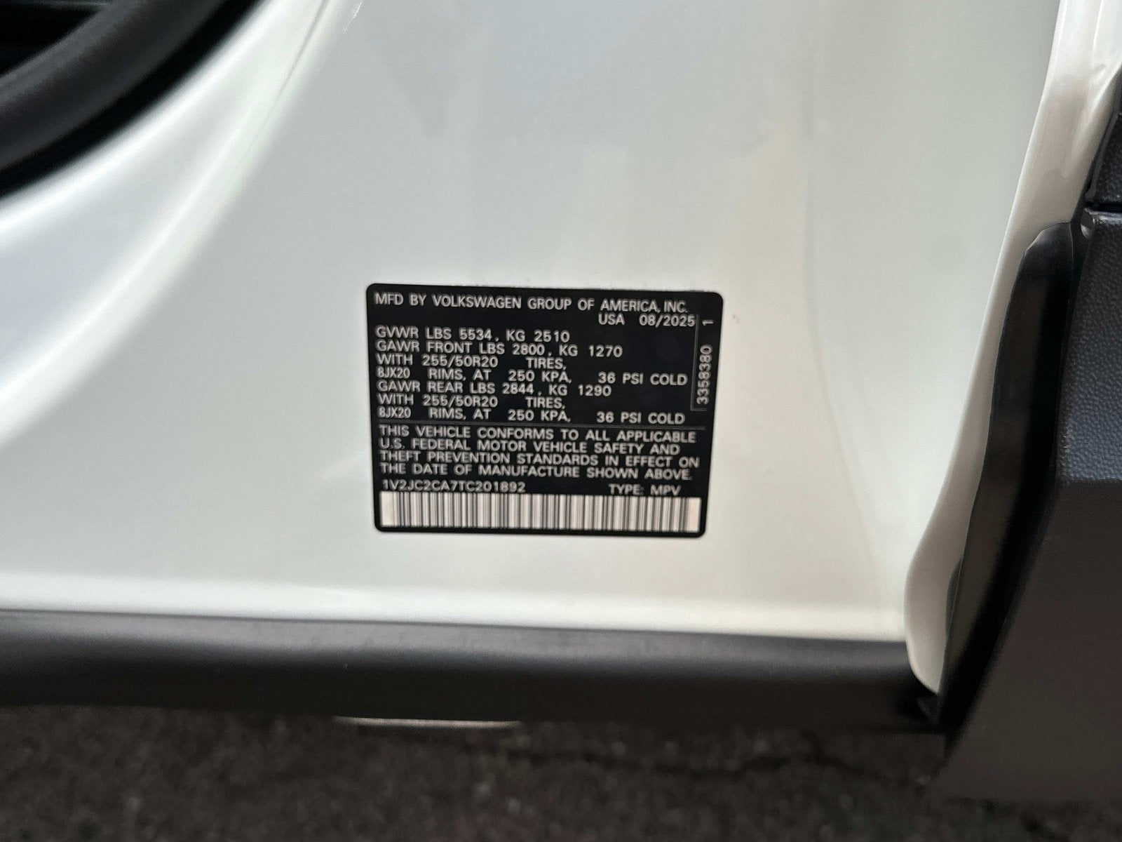 2026 Volkswagen Atlas Cross Sport 2.0T SE w/Technology