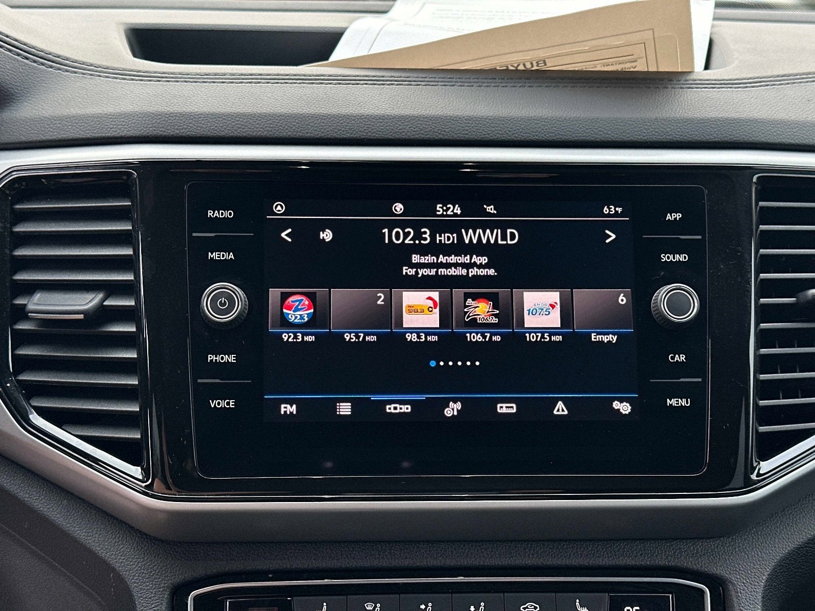 2023 Volkswagen Atlas 3.6L V6 SE w/Technology