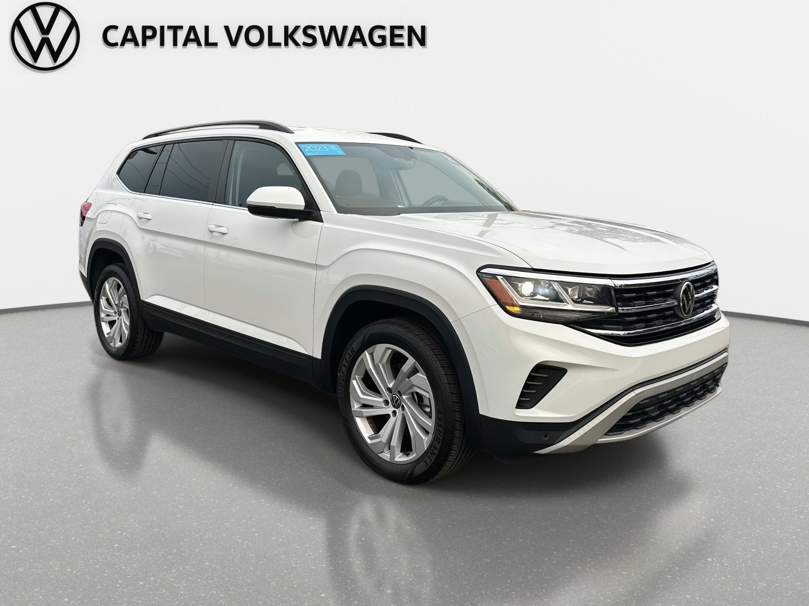2023 Volkswagen Atlas 3.6L V6 SE w/Technology