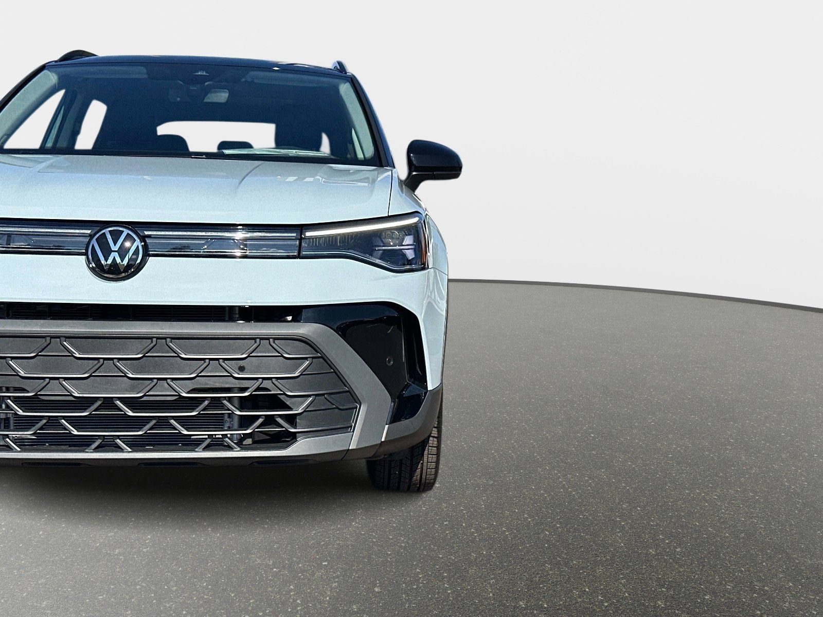 2026 Volkswagen Taos SE Black