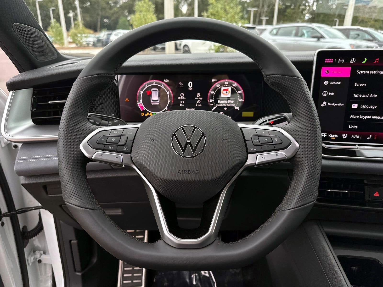 2026 Volkswagen Tiguan SE R-Line Black