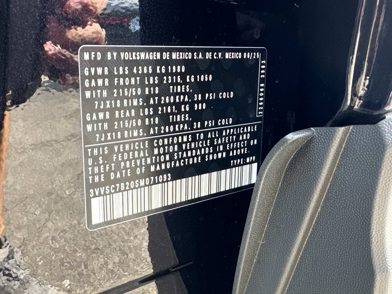 2025 Volkswagen Taos SE