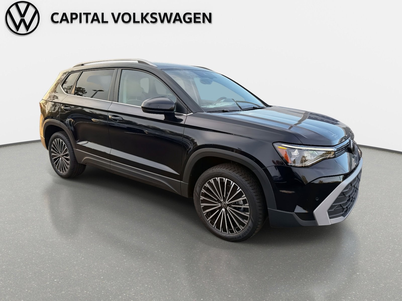 2025 Volkswagen Taos SE