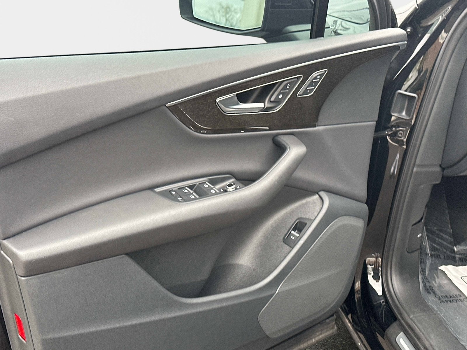 2025 Audi Q7 Premium