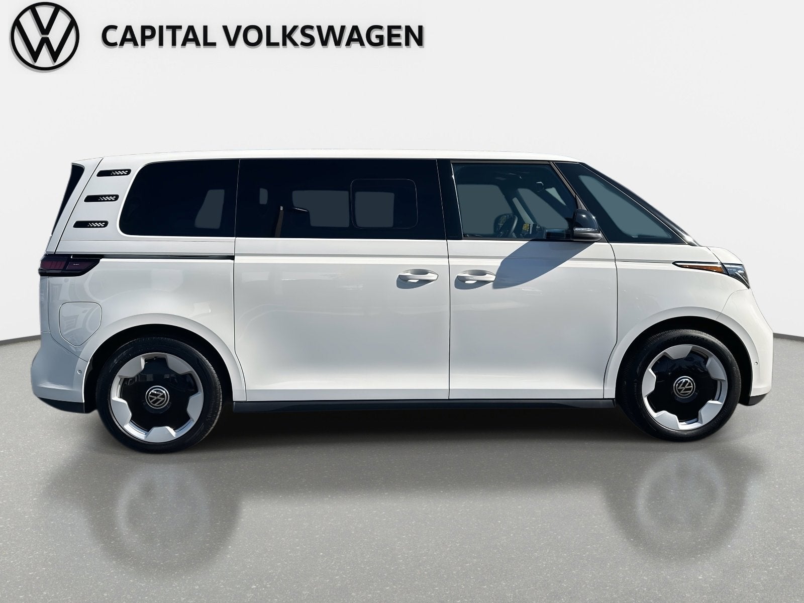 2025 Volkswagen ID. Buzz Pro S