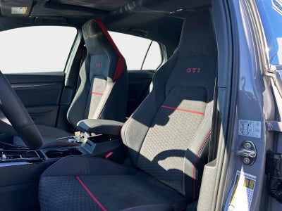 2026 Volkswagen Golf GTI SE