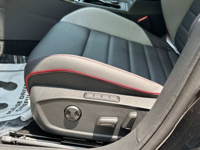 2025 Volkswagen Golf GTI Autobahn