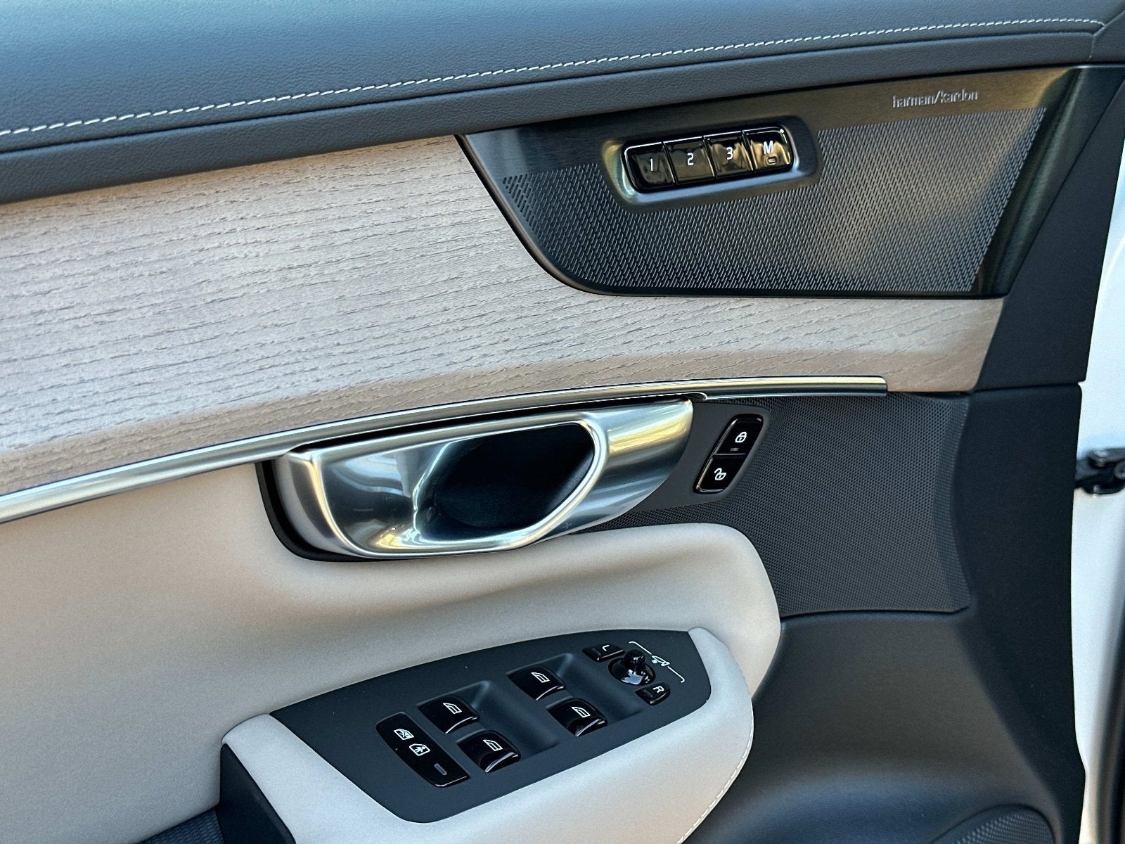 2026 Volvo XC90 Ultra