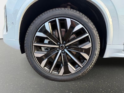 2026 Volvo XC90 Ultra Dark Theme