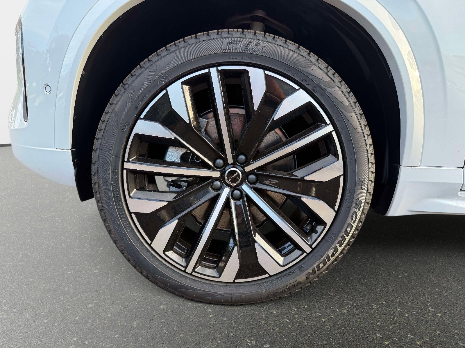 2026 Volvo XC90 Ultra Dark Theme