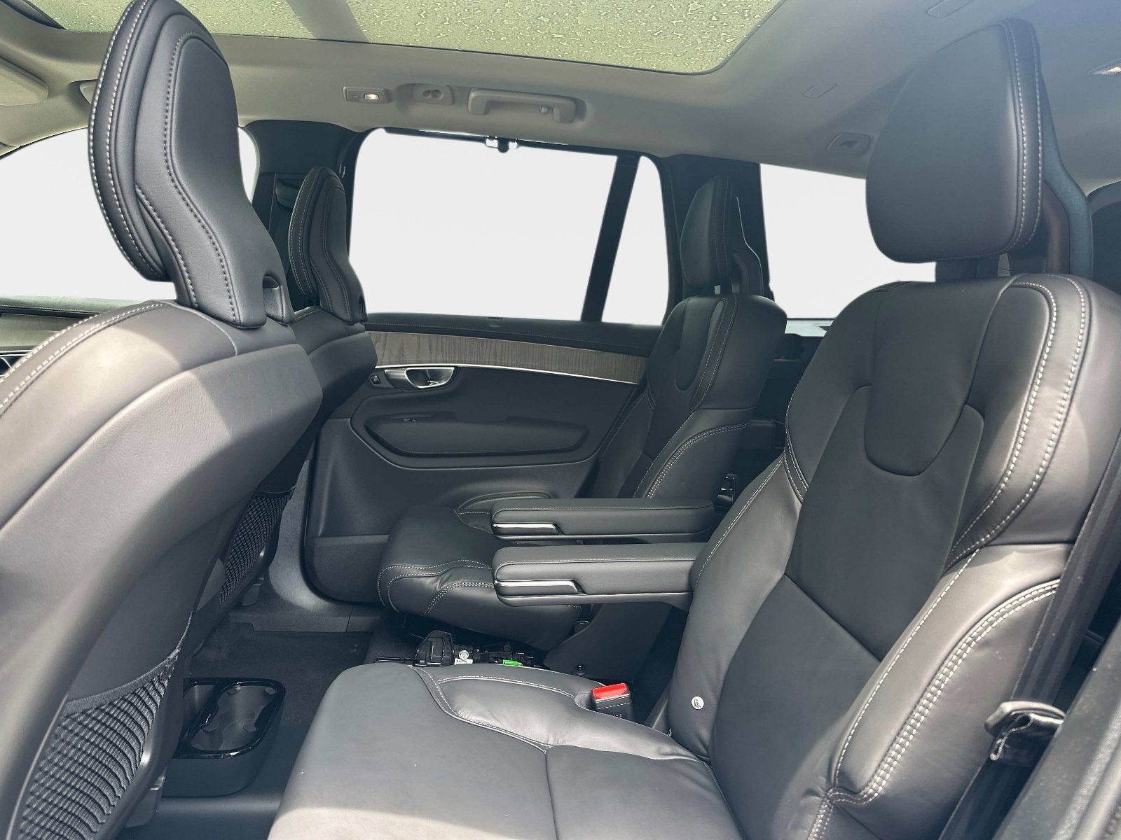 2026 Volvo XC90 Ultra Dark Theme