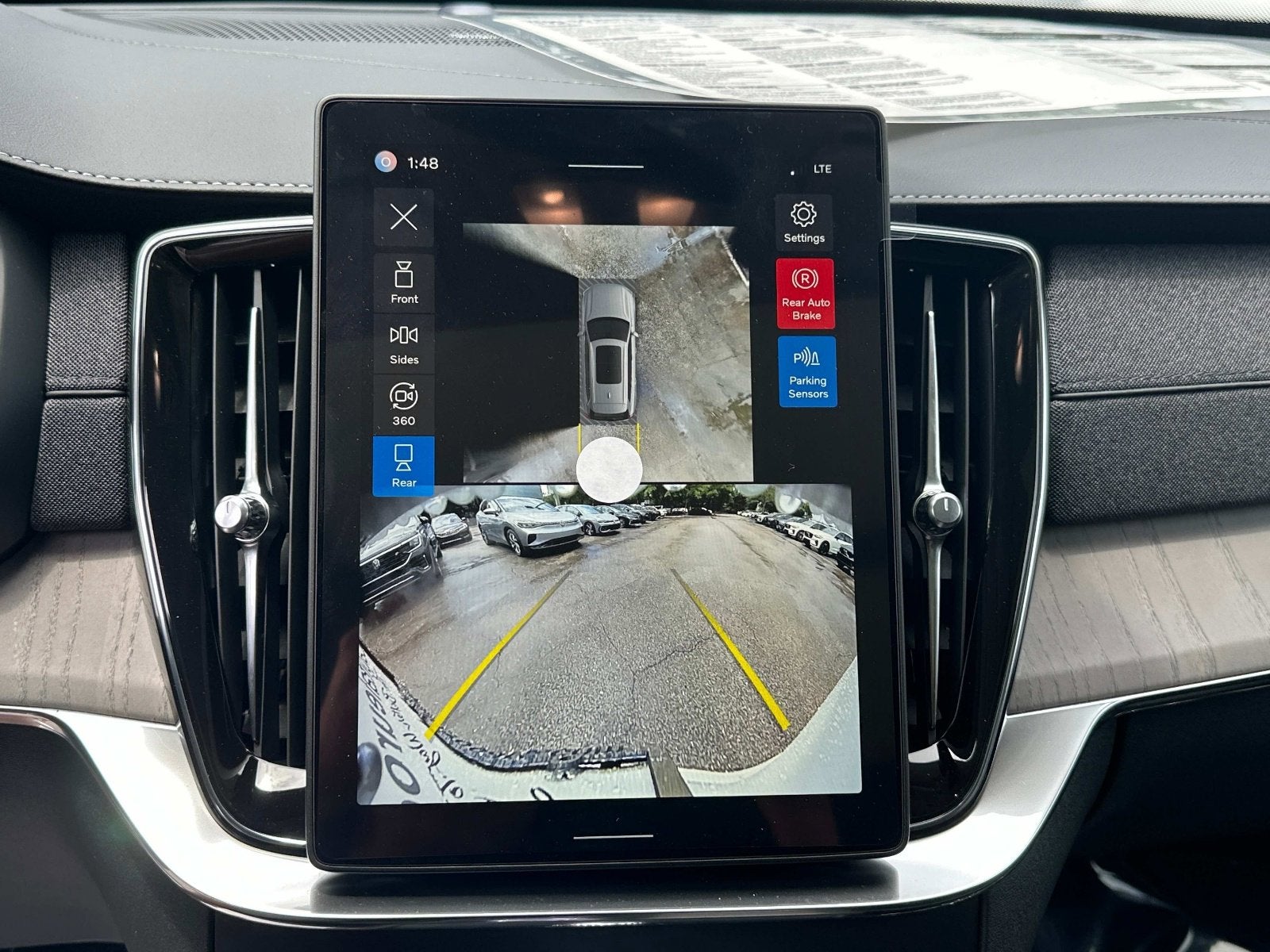 2026 Volvo XC90 Ultra Dark Theme