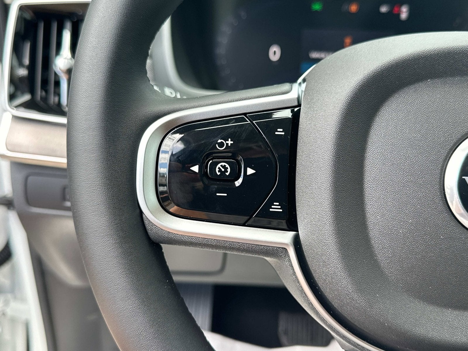 2026 Volvo XC90 Ultra Dark Theme