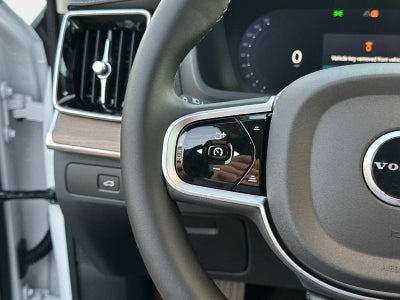 2026 Volvo XC90 Plus