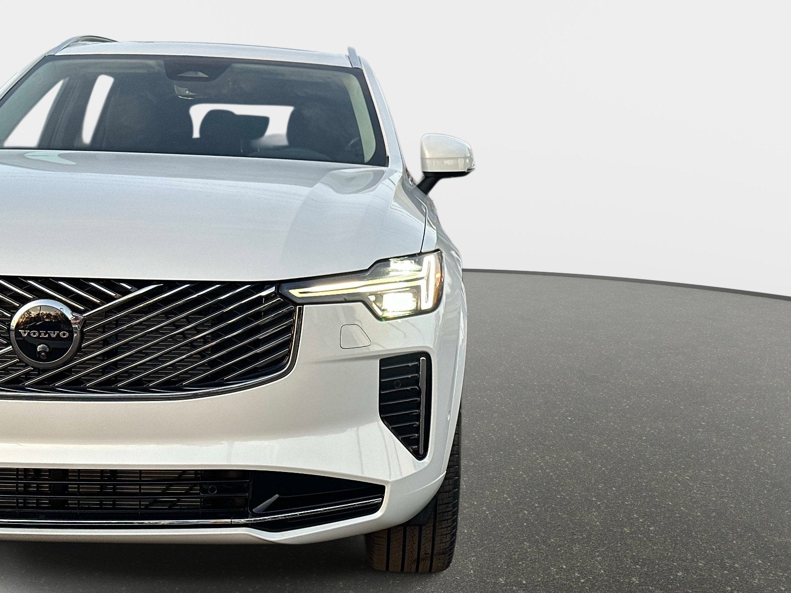 2026 Volvo XC90 Plus