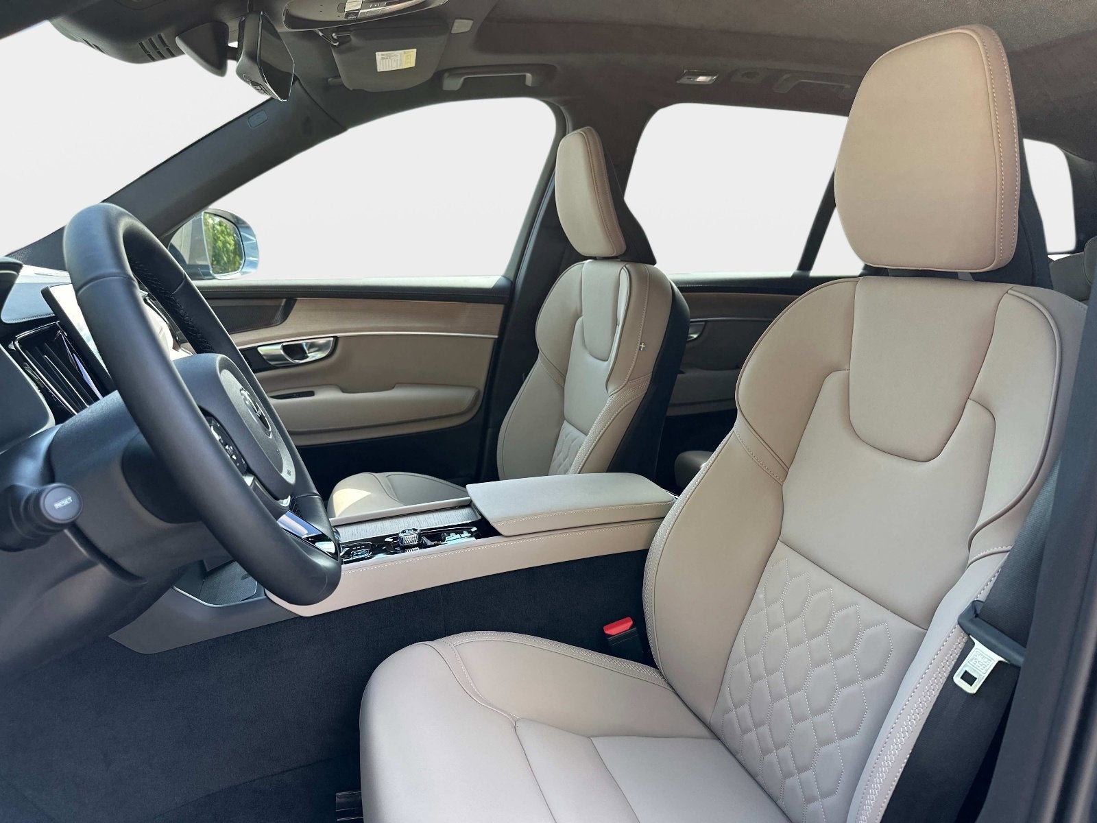 2026 Volvo XC90 Plus