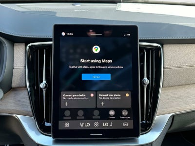 2026 Volvo XC90 Plus