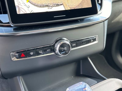 2026 Volvo XC90 Plus