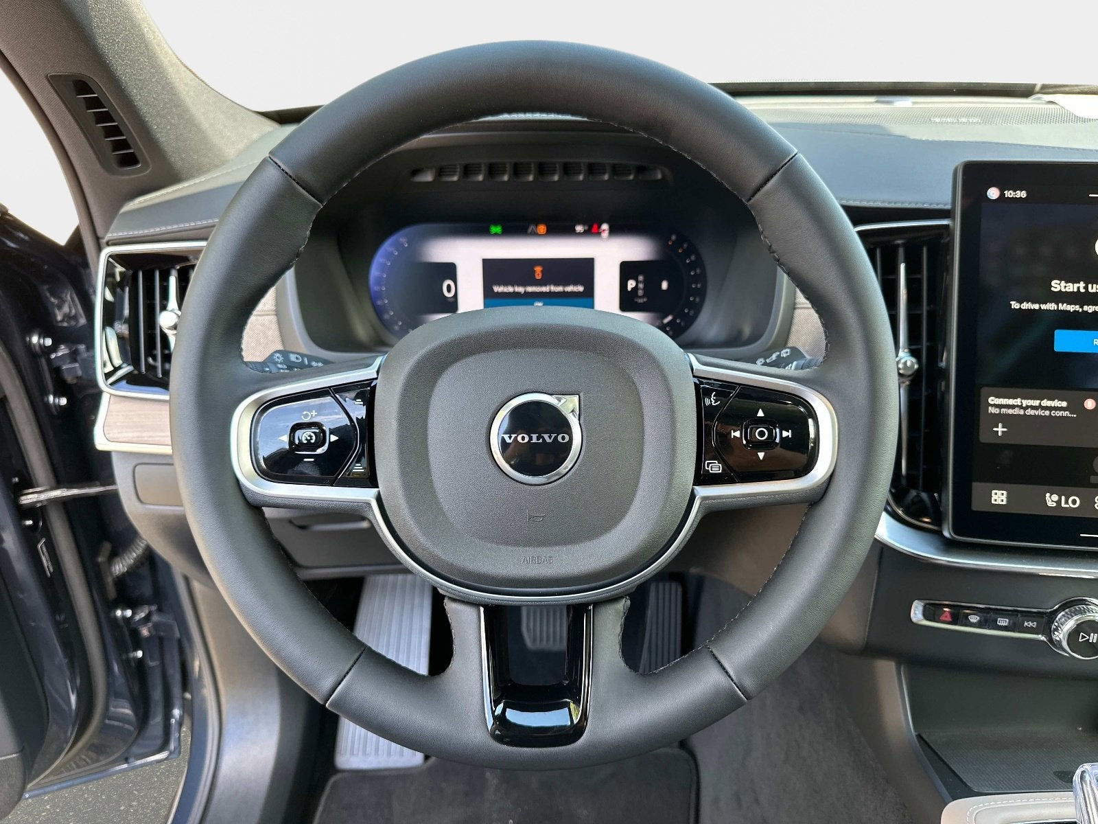 2026 Volvo XC90 Plus