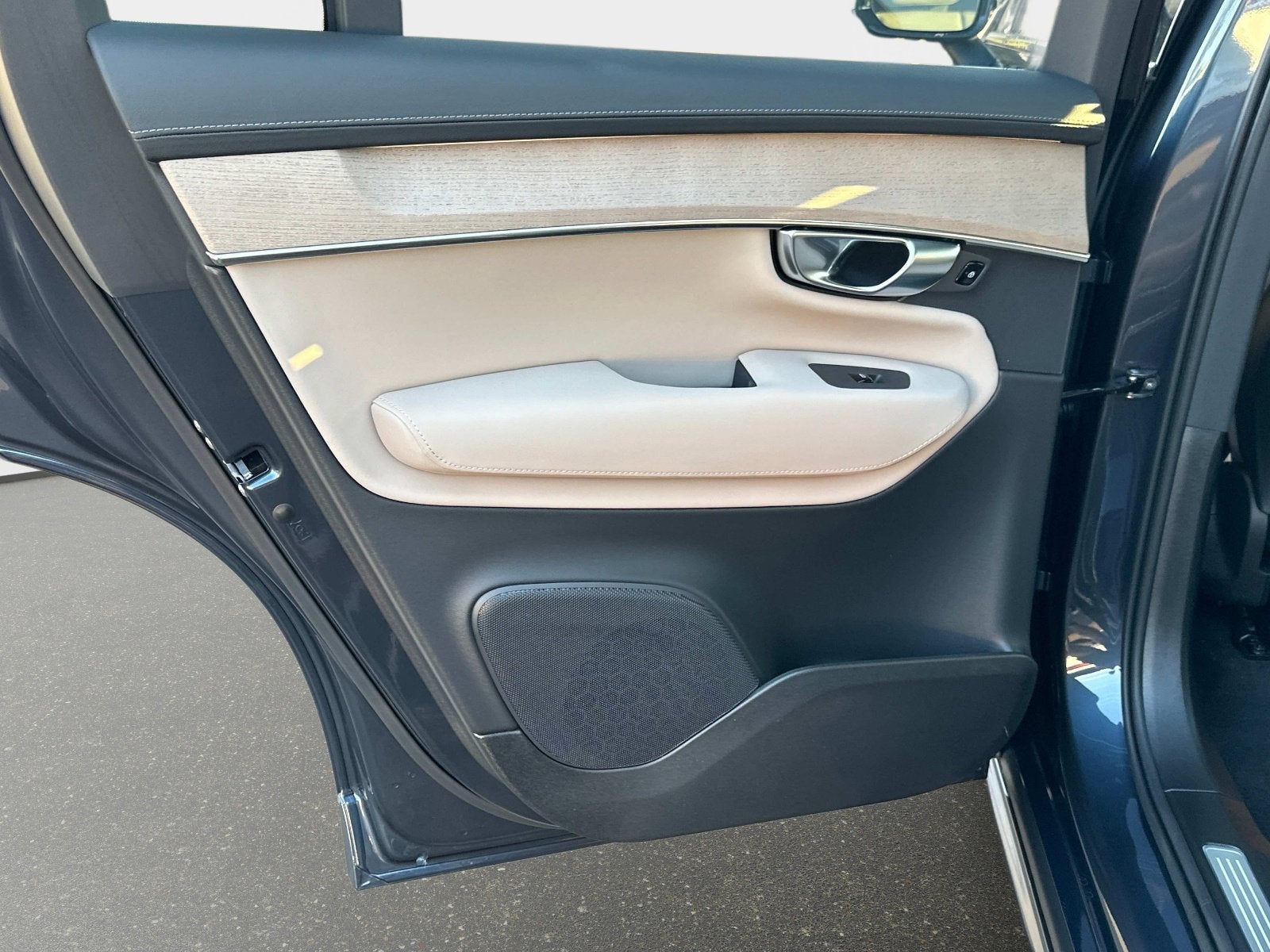 2026 Volvo XC90 Plus