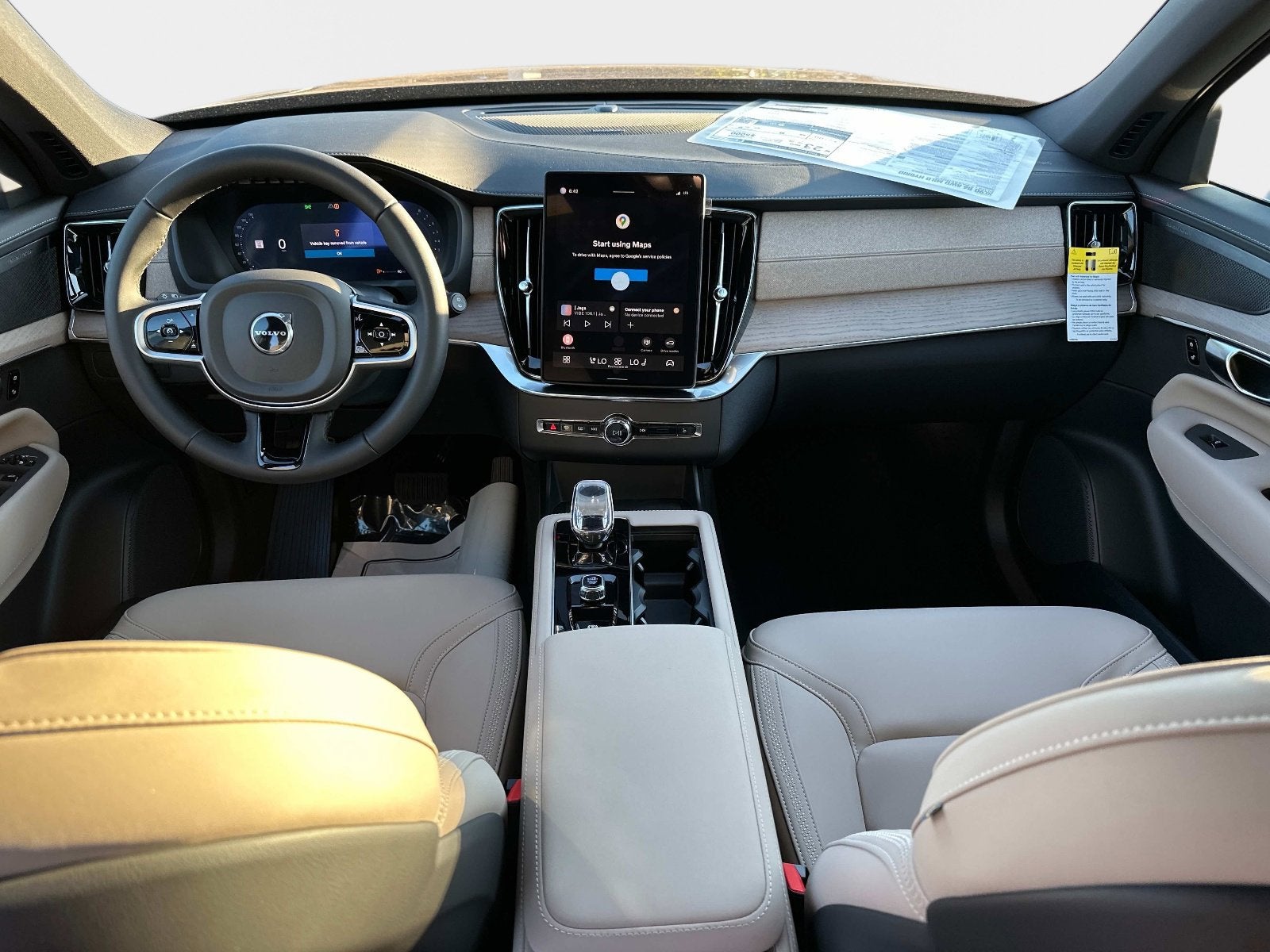 2026 Volvo XC90 Plus