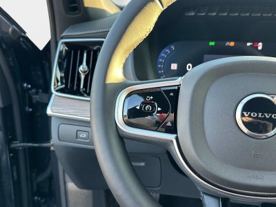 2026 Volvo XC90 Plus