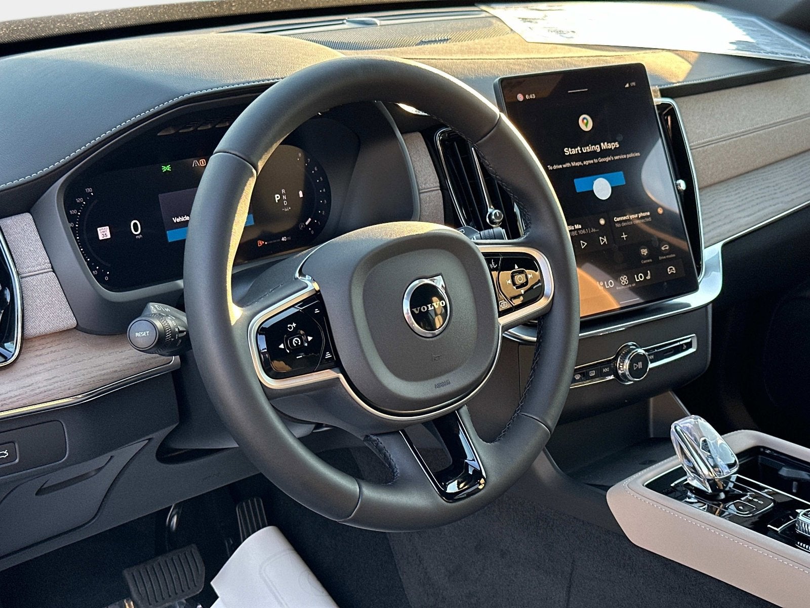 2026 Volvo XC90 Plus