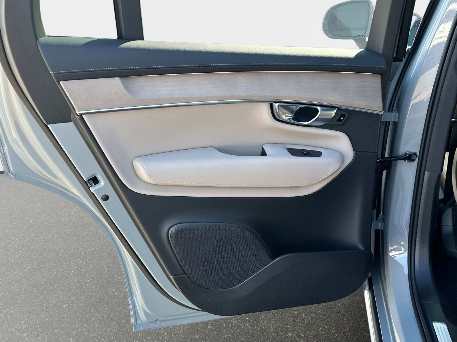 2026 Volvo XC90 Plus