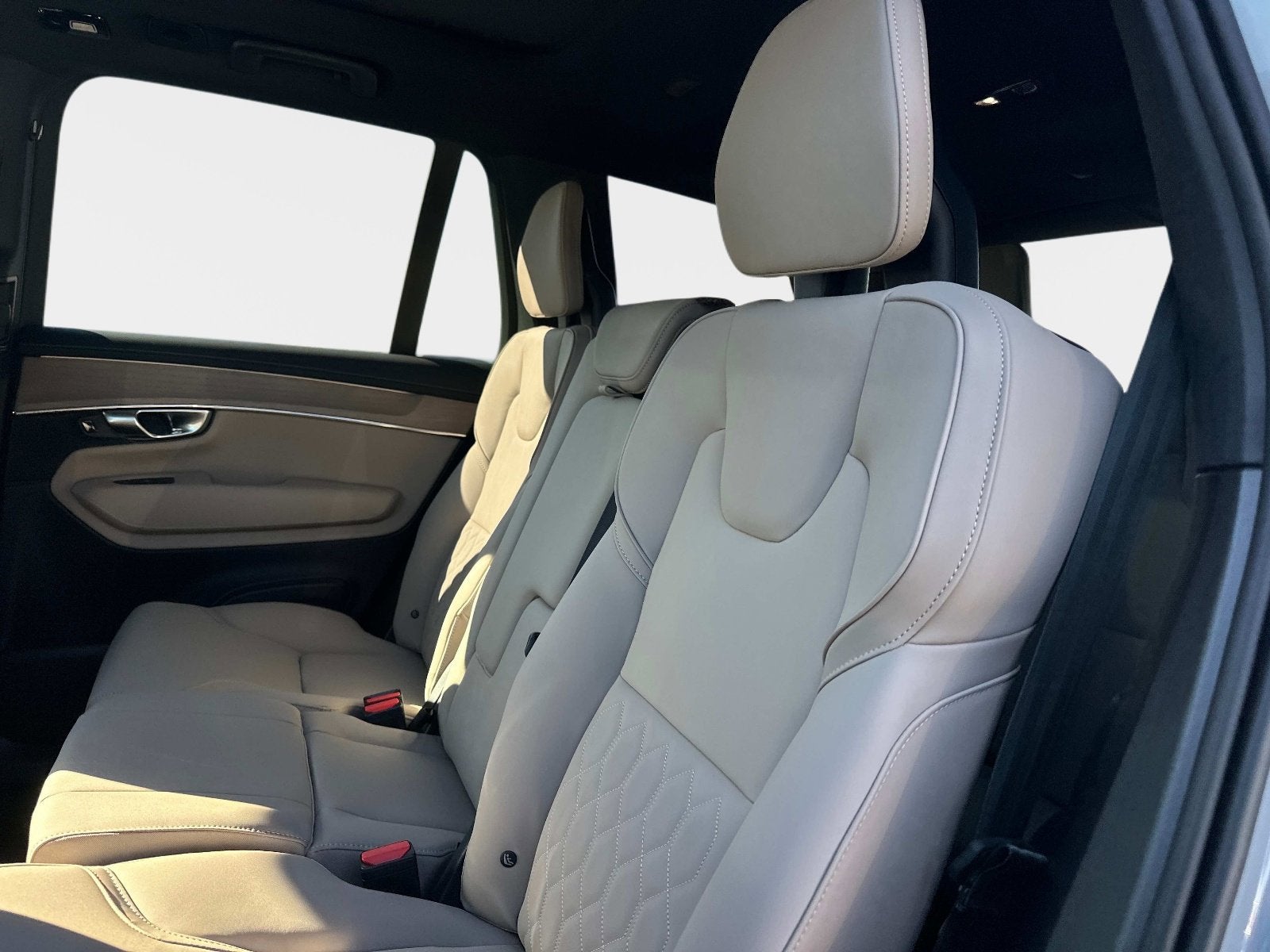 2026 Volvo XC90 Plus